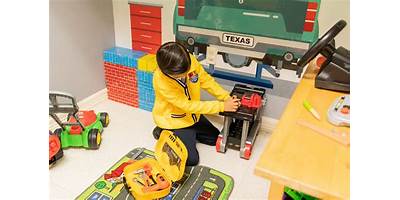 Kids Village Montessori Learning Center LLC daycare Mcallen Texas