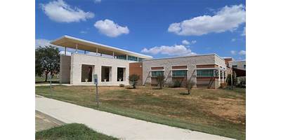 Y School Age @ La Vernia daycare La Vernia Texas